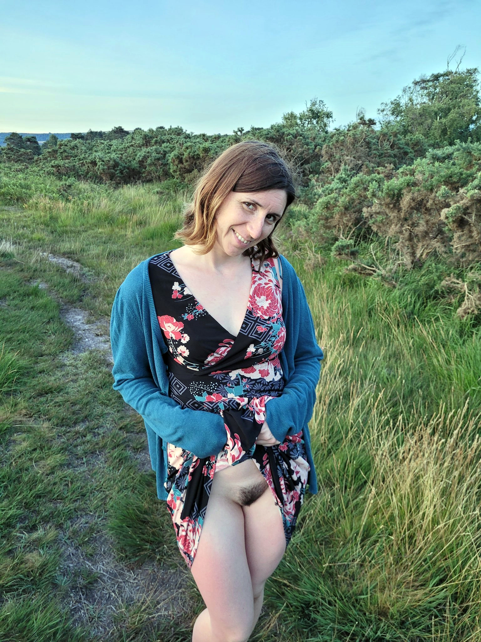 polish natural women lay bare hairy free porn pics